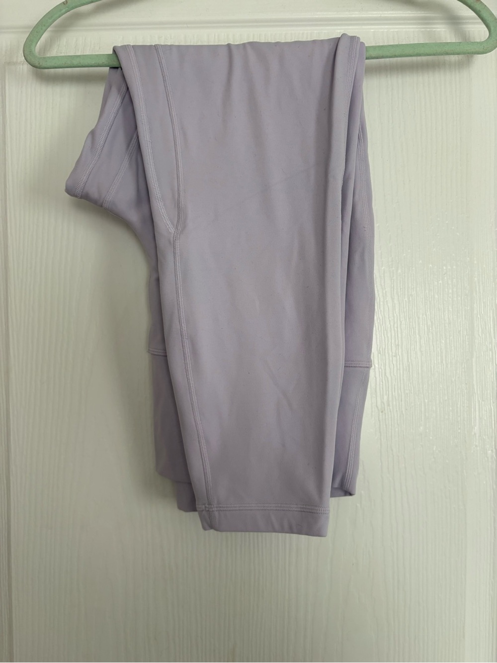 lululemon light lavender capri leggings.